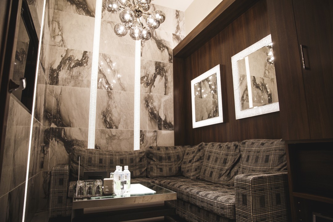 VIP ROOM3